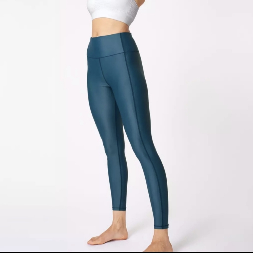 leo christmas jumper